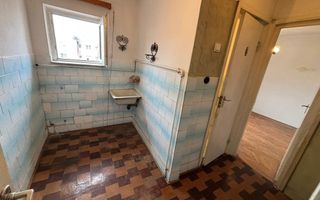 Apartament cu 3 camere (Reghin) - Poză 6