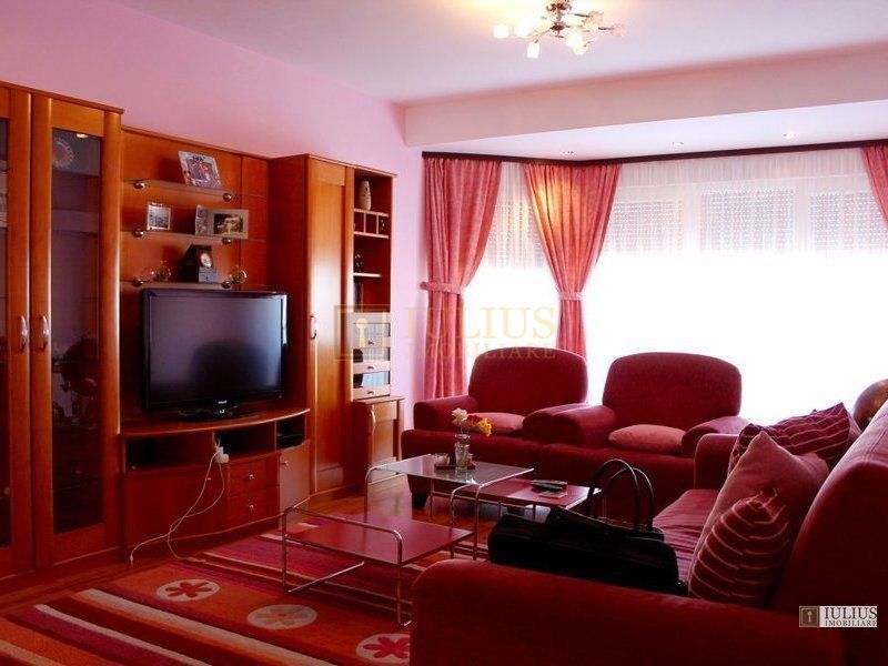 4 camere decomandat + loc de parcare privat in bloc nou. Str Nicolae Table - Poză 3