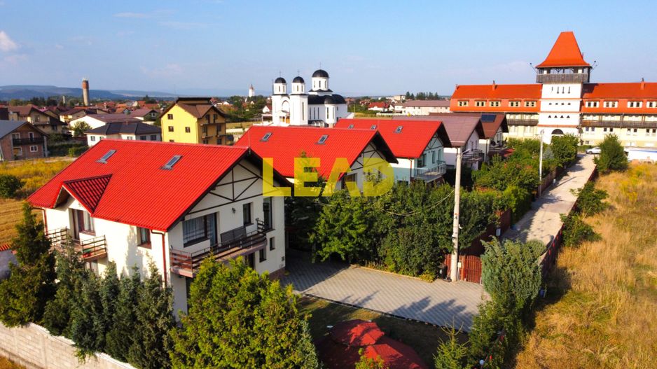 Oportunitate de achizitie vila deosebita, 250 mpu, curte 615 mp in Harman! - Poză 2