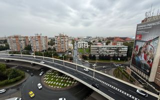 4 camere - 93mp - mobila - utilat - lux - Hotel Ramada - Poză 3