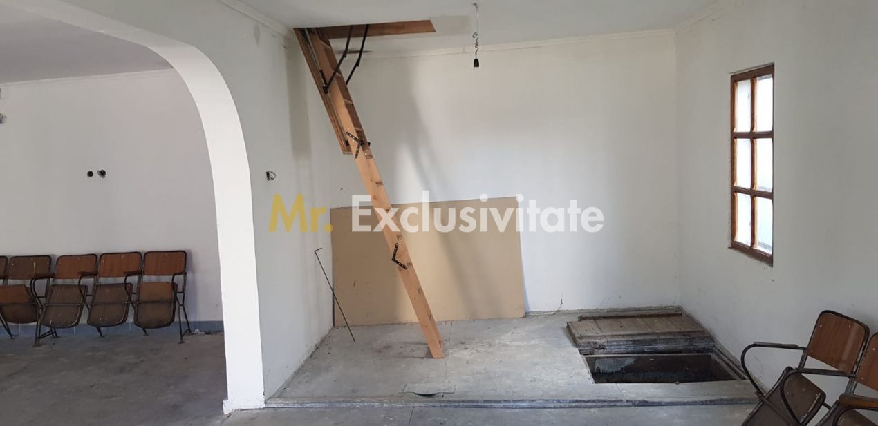 Casă  în Comuna Corbi, Argeș – ideală pentru afacere - Poză 5