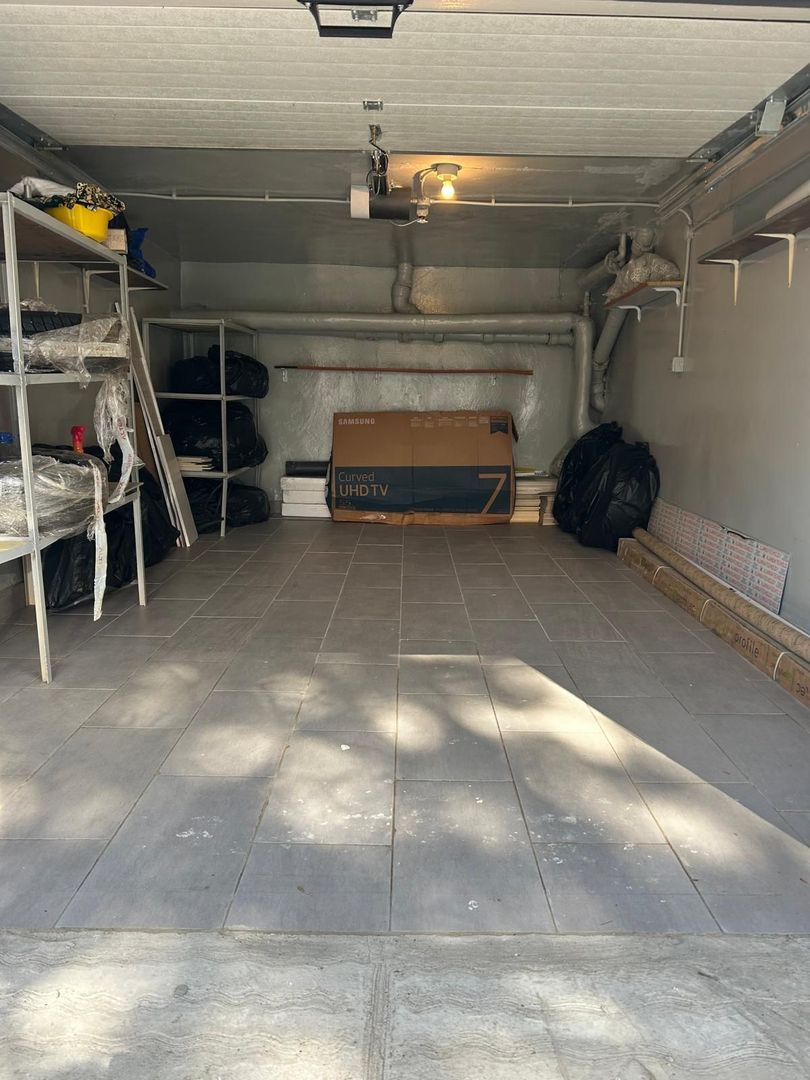 Apartament 3 camere decomandat, garaj si boxa proprietate - Poză 8