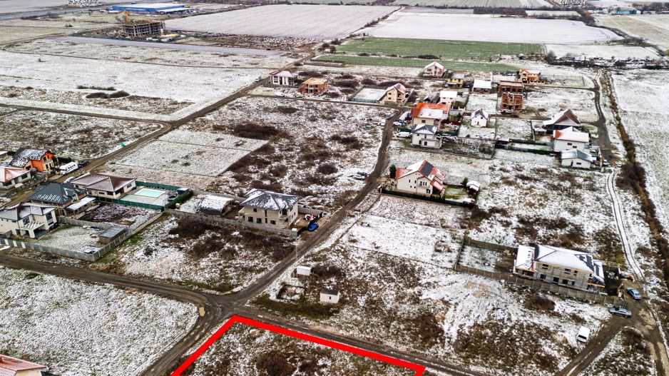 Teren Metro 2 - NORD - 2 fronturi stradale - Poză 7