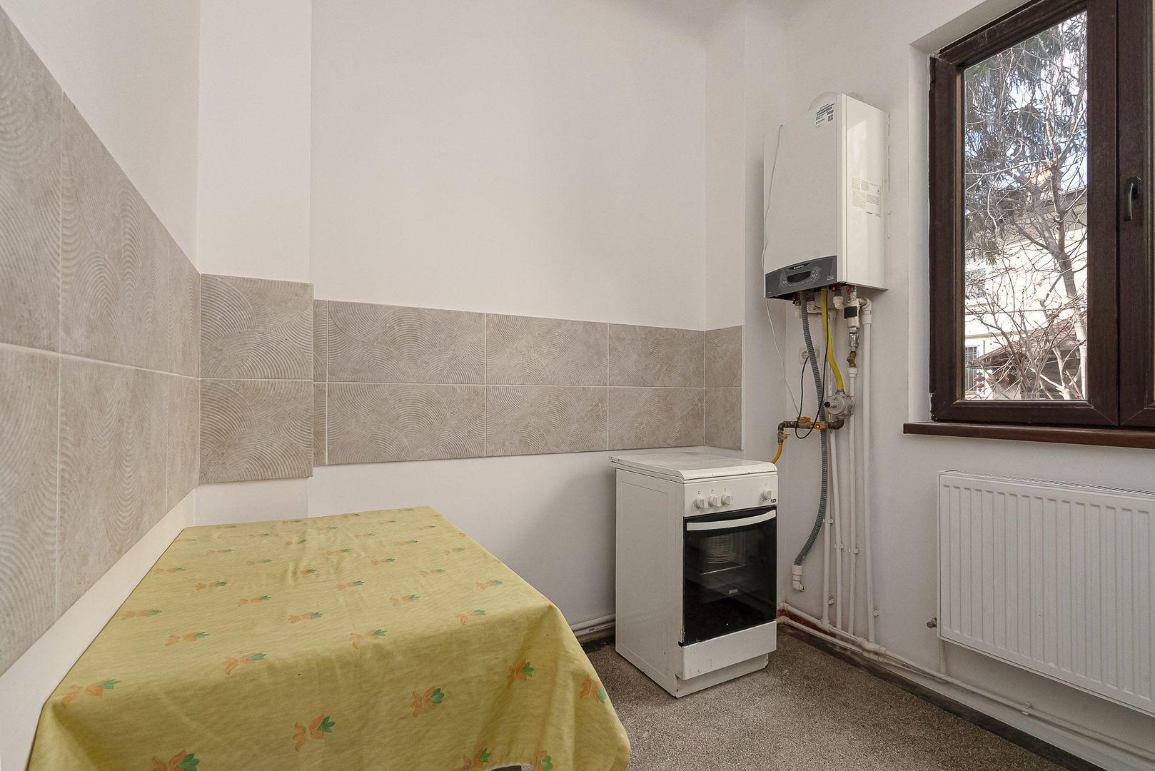 Piata Muncii - Decebal, casa 87 mp totali, 179 mp curte libera, - Poză 26