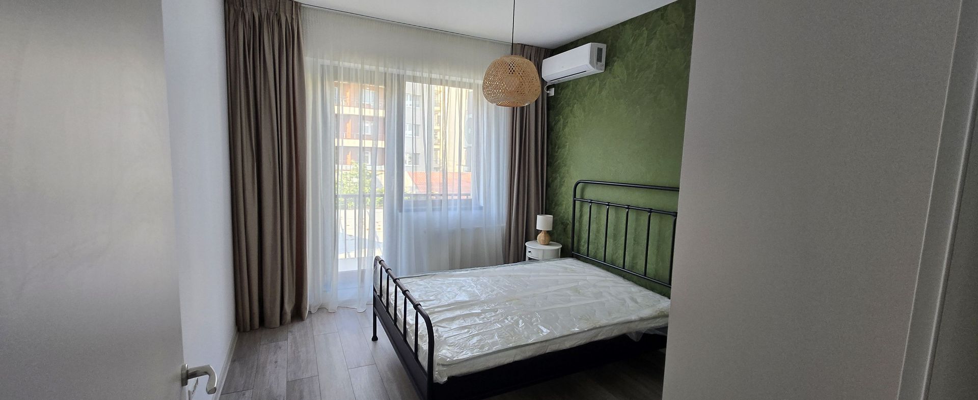 De inchiriat-apartament 2 camere, decomandat, etaj 1/5, Dr. Taberei - Plaza Mall - Poză 3
