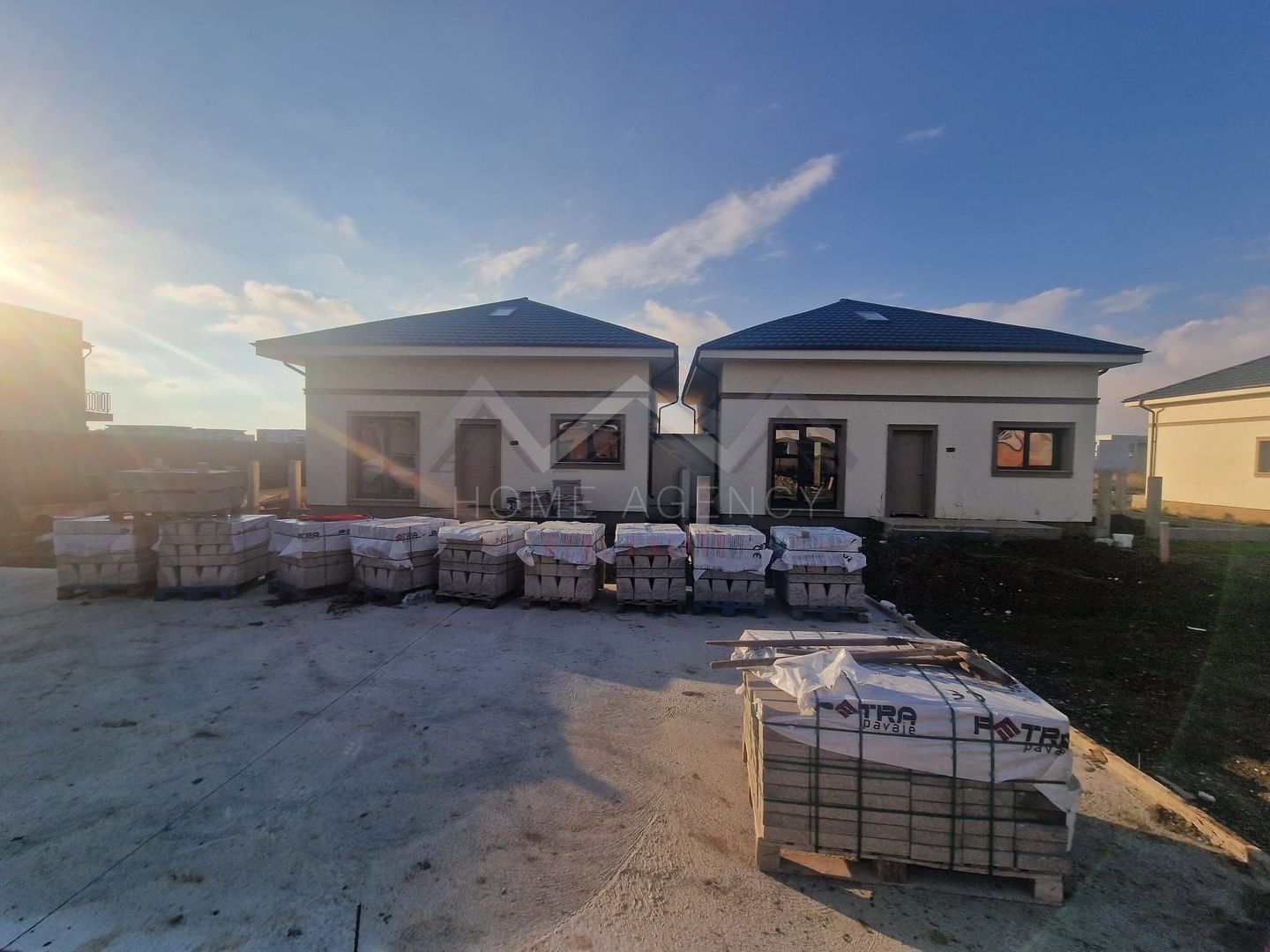 Casă Individuală Stil Mediteraneean – Parter + Mansardă | OTOPENI - TUNARI - Poză 3