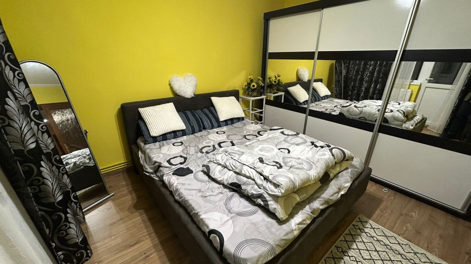 Apartament 2 camere, decomandat - zona Cetate - Poză 5