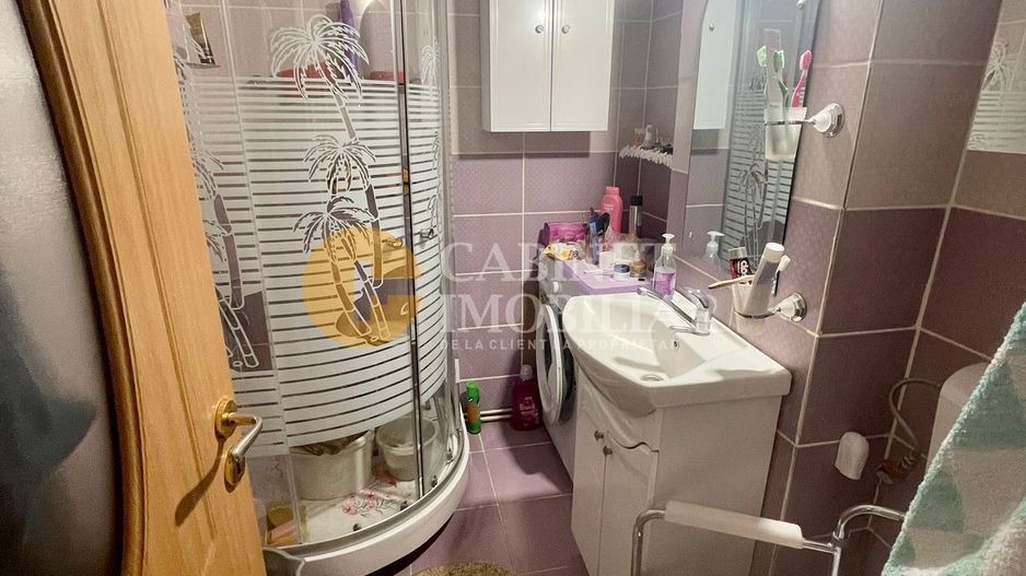 Apartament cu 3 camere - Bloc Fara Risc - Etaj Intermediar - 75 mp - Podu Ros - Poză 6