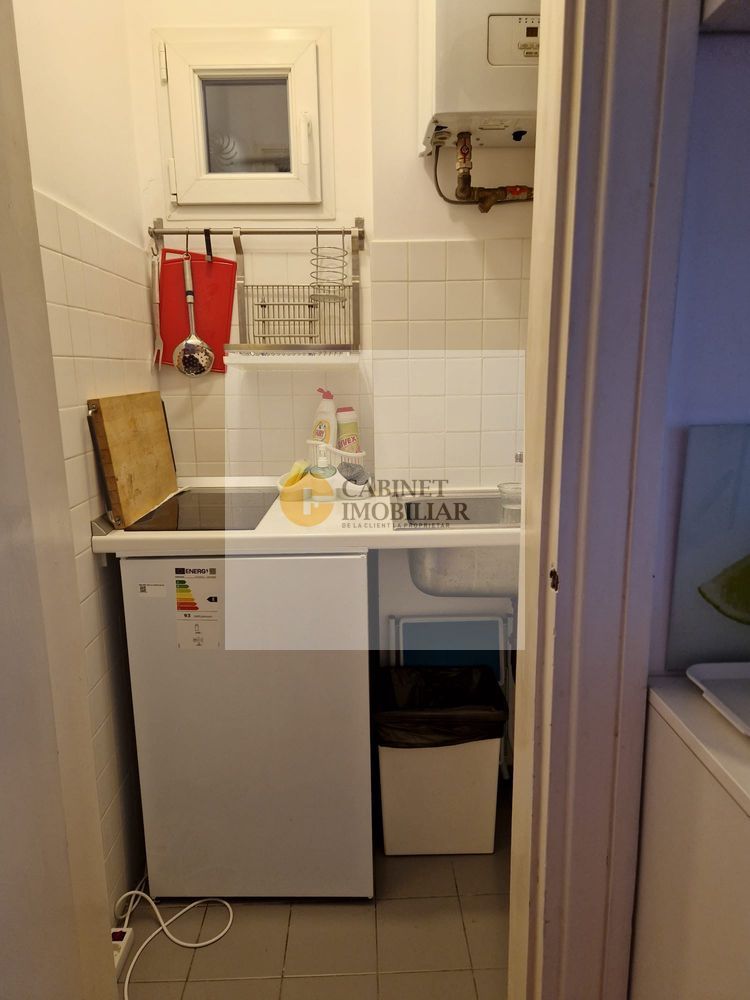 Garsoniera balcon frantuzesc -Universitate I Etaj 4 I Centrala proprie - Poză 4