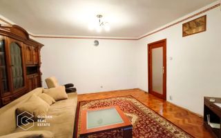 Apartament spatios cu 2 balcoane, centrala proprie, zona Micalaca - Poză 2