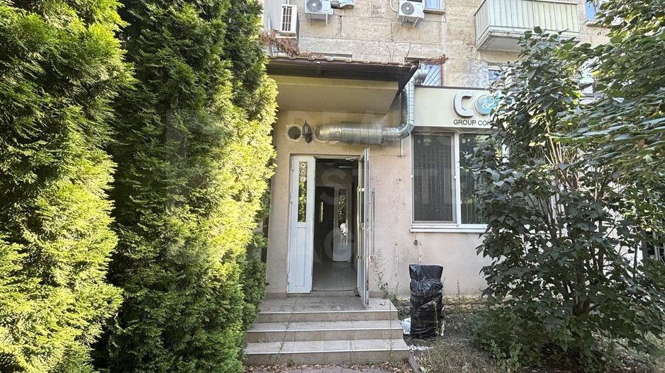 Chirie spatiu comercial/birou 79.9 mp, str. Alexandr Puşkin, Rîșcani - Poză 1