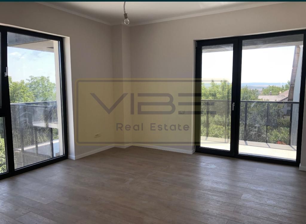 Apartament NOU 3 camere 2 bai, parcare privata zona  Copou - Poză 5