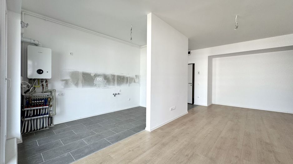 3 camere 76 mp SU + Balcon 6.5mp - Zona Lac Straulesti-Mall Colosseum - Poză 12