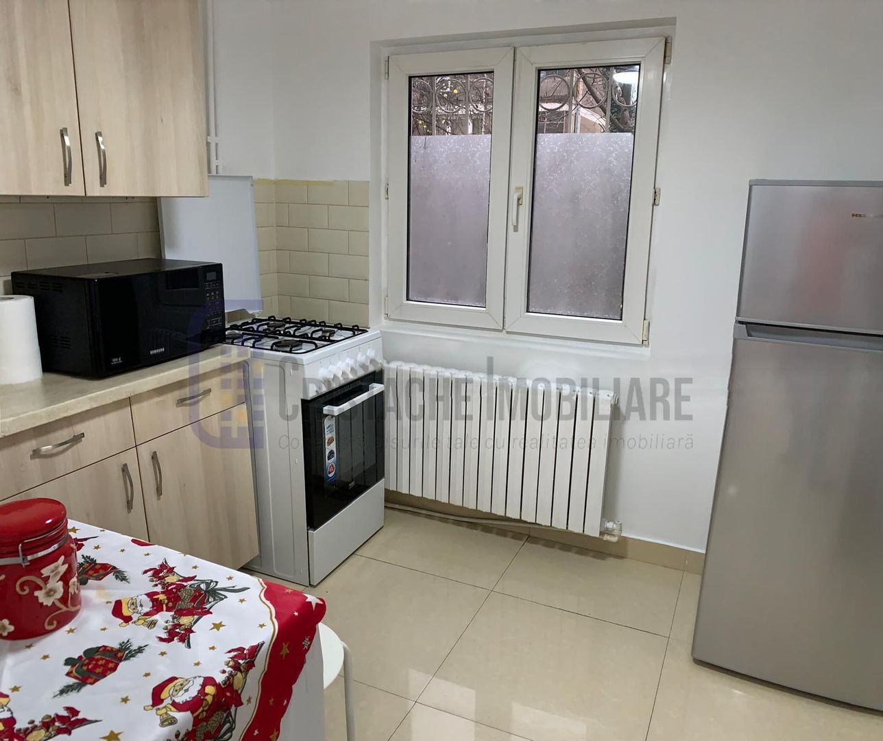 Timpuri Noi_Apartament 3 camere_70 mp_parter_bucatarie mobilata si utilata - Poză 7