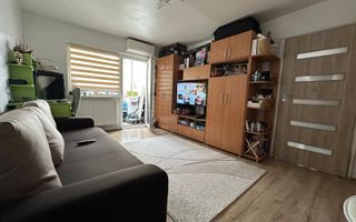 2 camere | etaj intermediar | centrala proprie | zona excelenta | - Poză 1