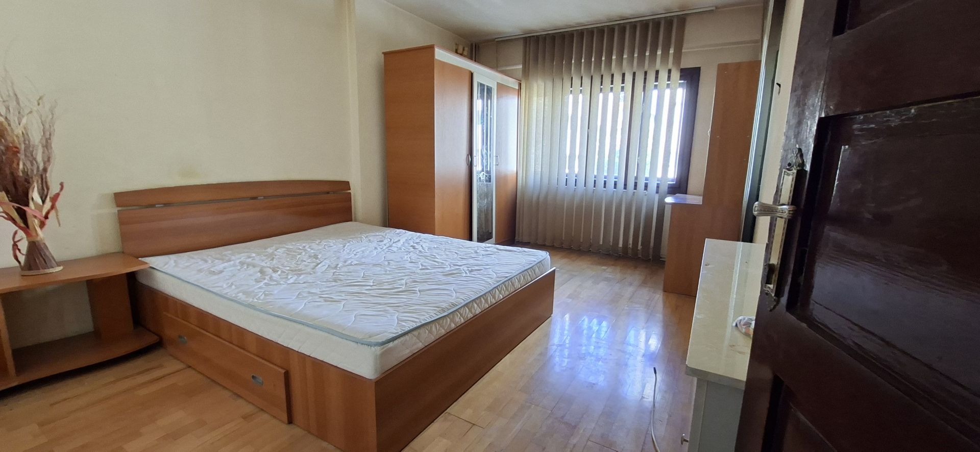 Apartament cu 3 camere - zona semicentrala - Poză 16