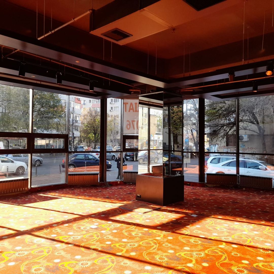 Spatiu Comercial de inchiriat - Mihalache - Poză 1