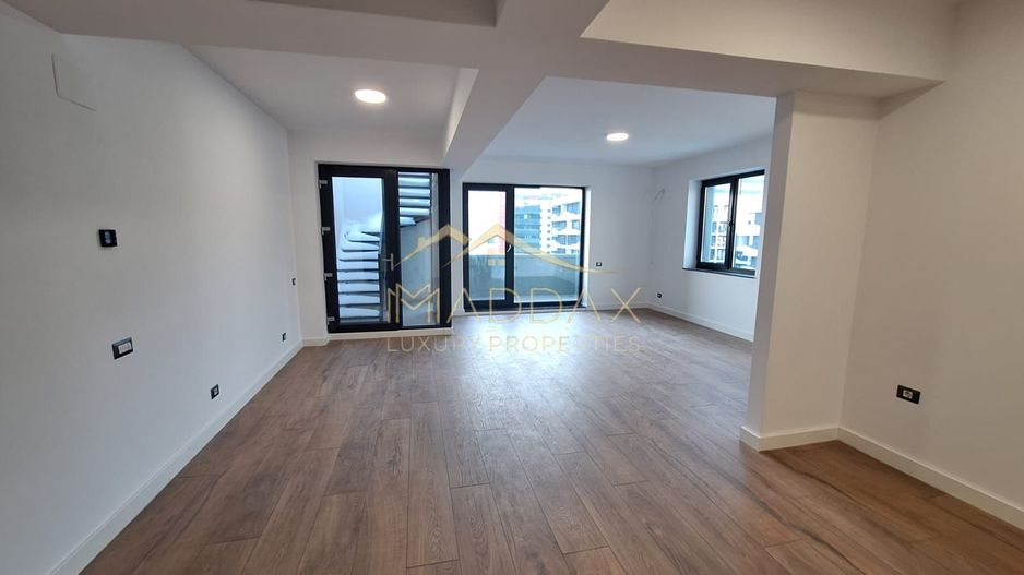 Apartament cu 4 camere + terasa*** 178 mp***Promenada Mall - Poză 1