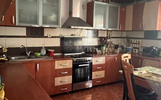 Vila S+P+1+M Lapus, str Paunitei - Poză 40