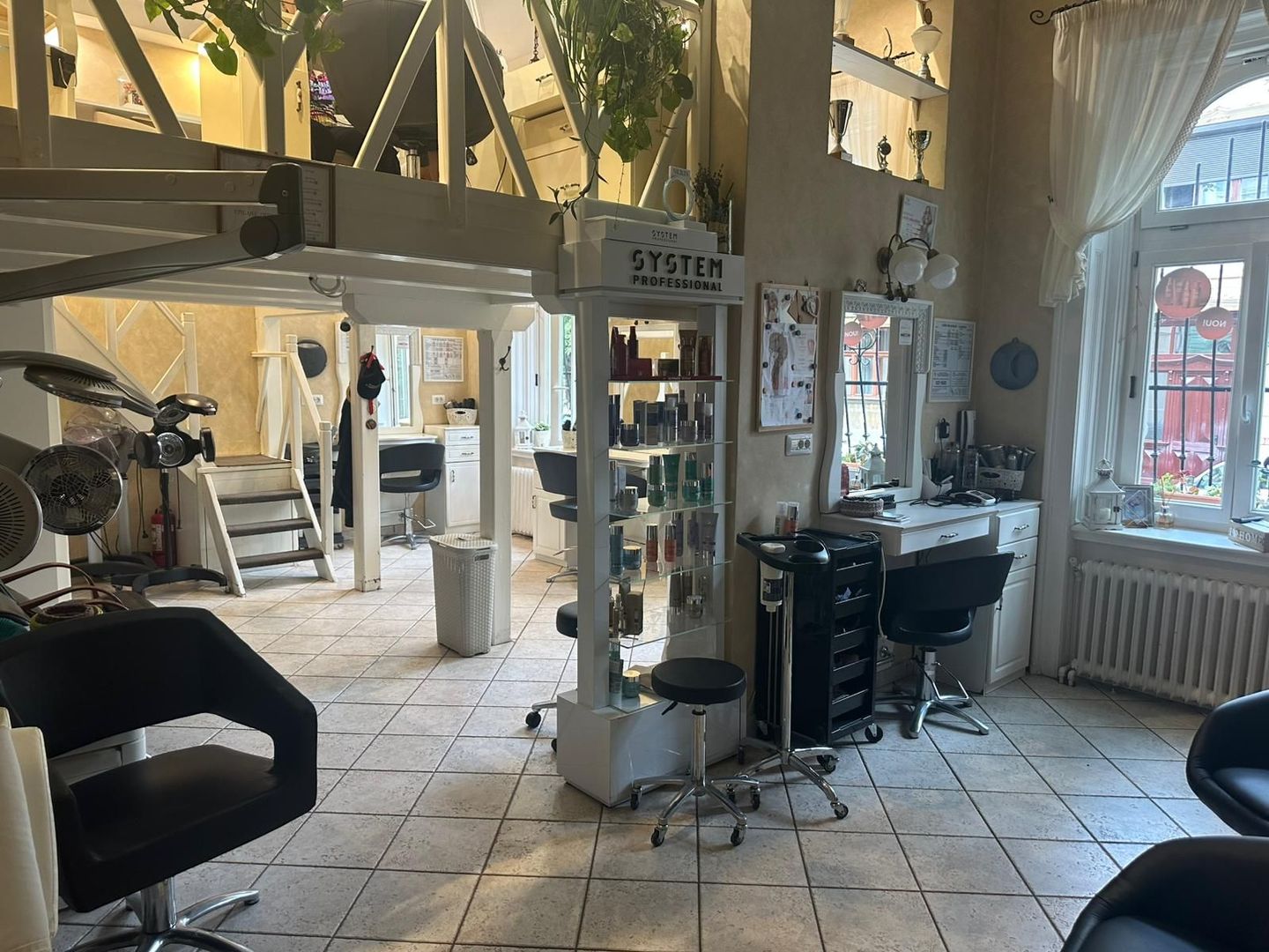 Spatiu comercial situat ultracentral, Pret 310.000 eur neg.comision 0% - Poză 4