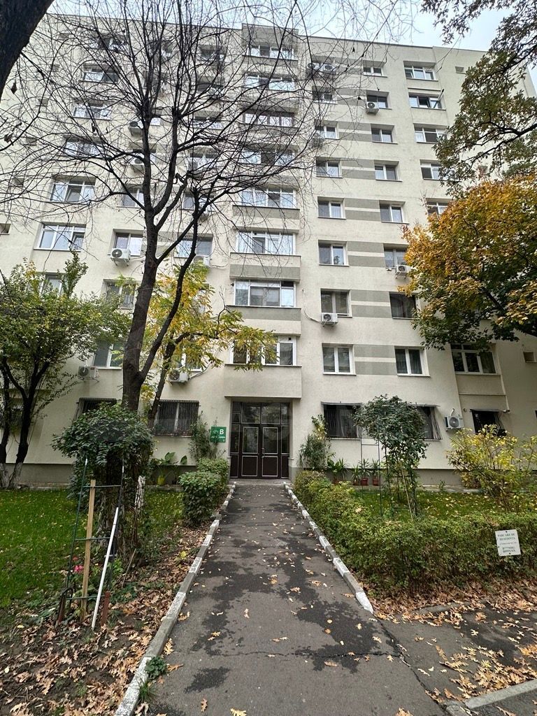 Vânzare, apartament, 2 camere, în apropiere de Mega Mall, București - Poză 1