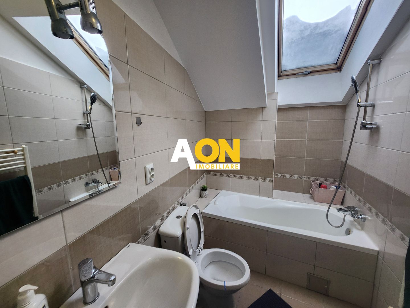 De inchiriat apartament 2 camere, bloc nou, zona Tolsoi - Poză 9