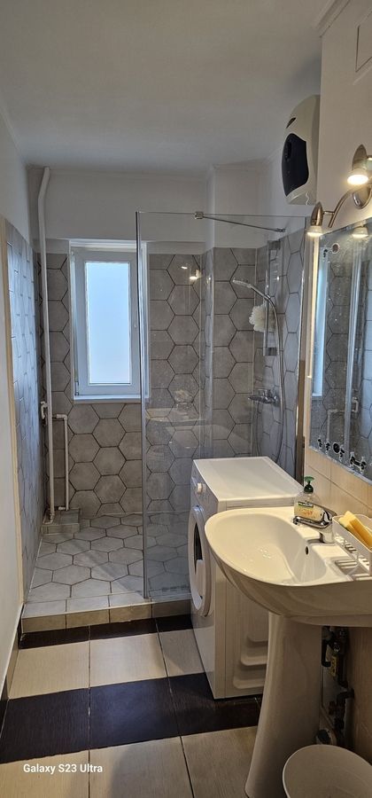 Garsonieră luminoasă, complet utilată, la 3 minute de metrou Unirii - Poză 6