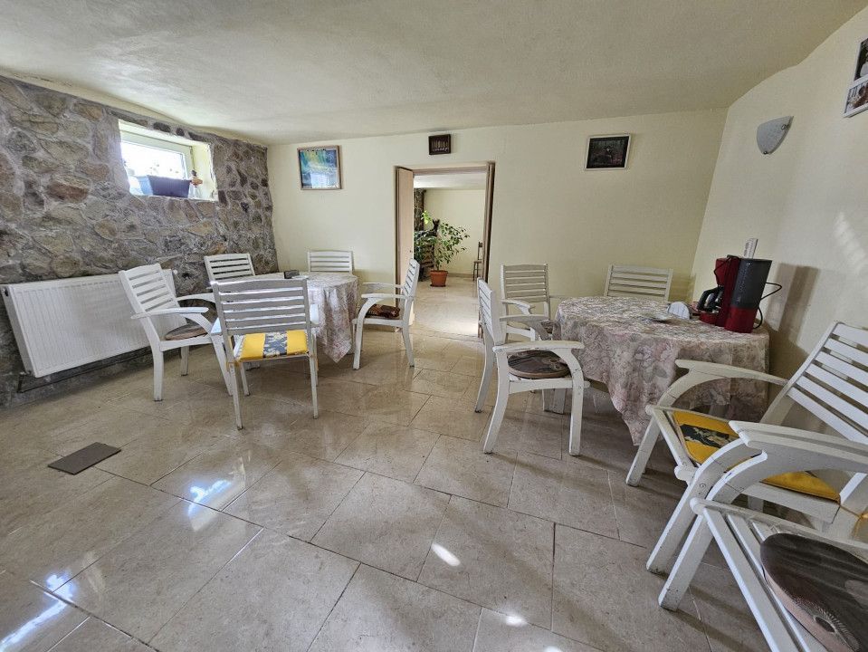 Casa mare, solida, Timisoara, D+P, 5 camere, 2 bai, Zona Lipovei - Poză 25