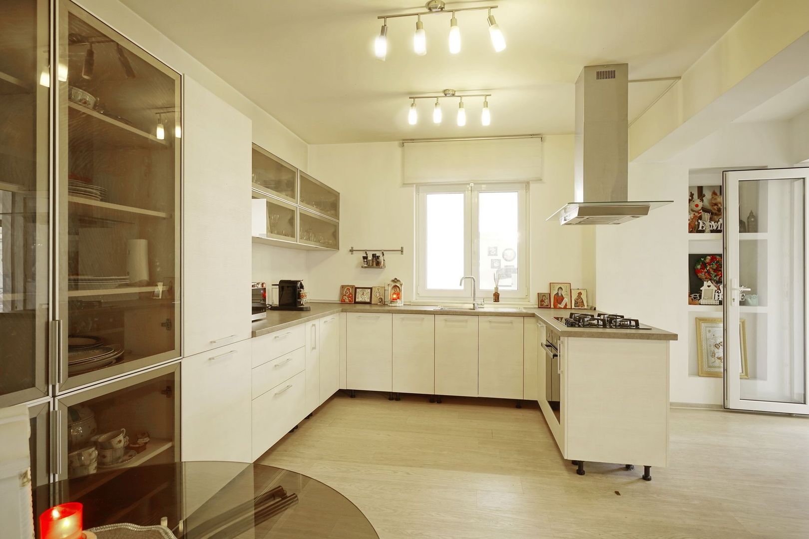 Ideal gradinita P+2, 8 cam, 6 dormt 6 bai, 3 garaje teren 650 mp, - Poză 43