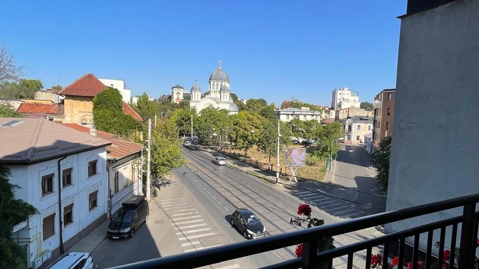 De vanzare Apartament 3 camere, ULTRACENTRAL, Mitropolie, bloc nou - Poză 11