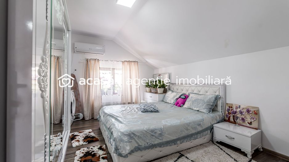 Mansardă cu 2 dormitoare și loc de parcare - 0% COMISION - Poză 1