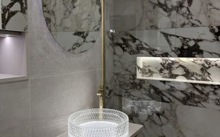 Proprietar inchiriez apartament Exigent Plaza - Poză 1