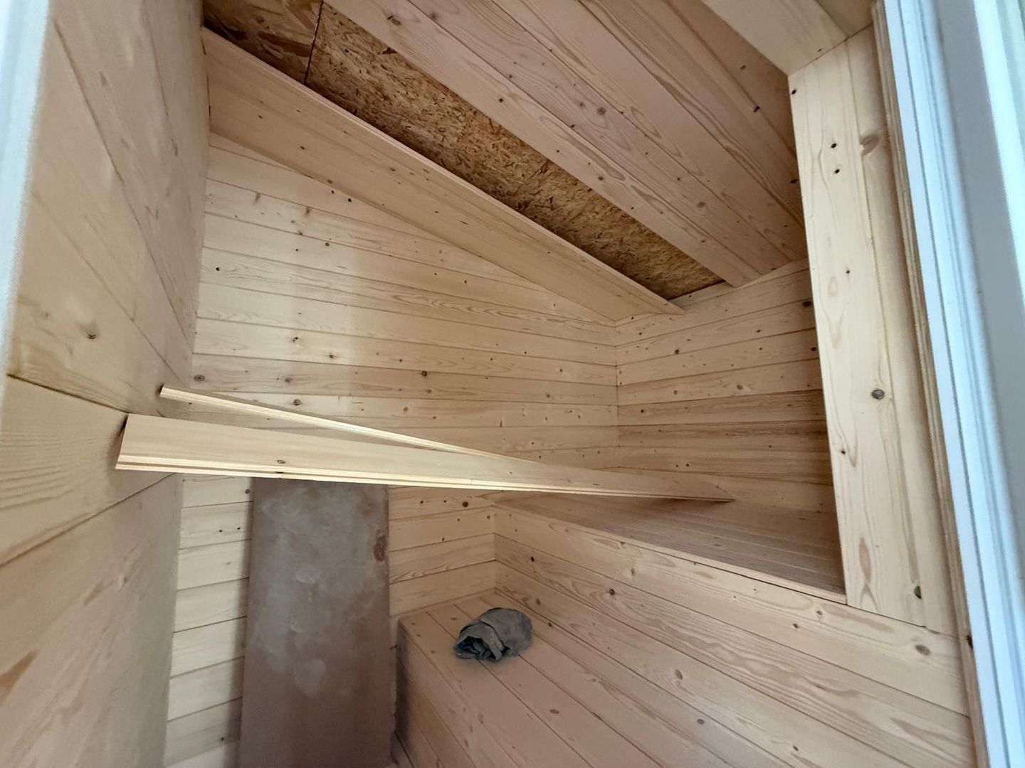 Vilă elegant renovata pentru business de prestigiu - Poză 21