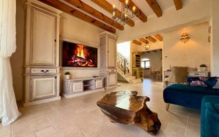 Casa 4 camere, PET FRIENDLY,  Tractorul - Poză 2