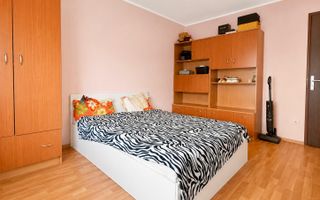 3 camere decomandate, etaj intermediar, zona Primăverii - Poză 1