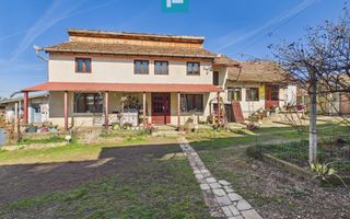 Casă cu 6 camere pe teren de 2029 mp – Miniş - Poză 2