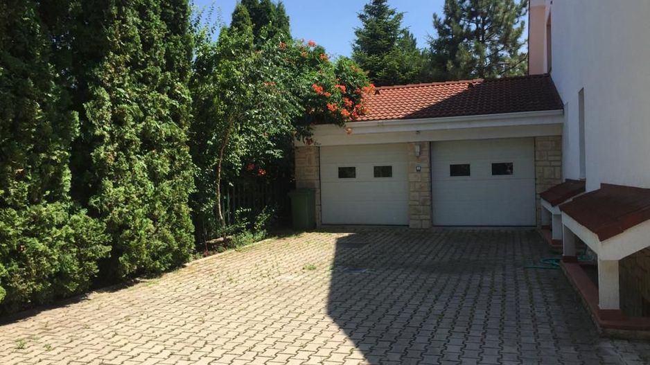 Vila spatioasa de inchiriat | gradina generoasa si piscina |Pipera - Poză 16