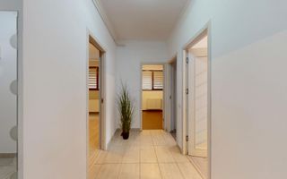 Apart. 3 cam. Decomandat. Demisol/4 in Drumul Bacriului ! - Poză 4