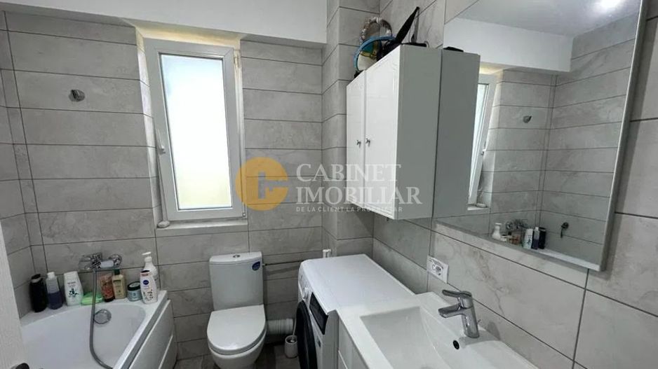 Pacurari Etaj 2 Apartament 3 camere mobilat-utilat complet garaj + loc parcare - Poză 5