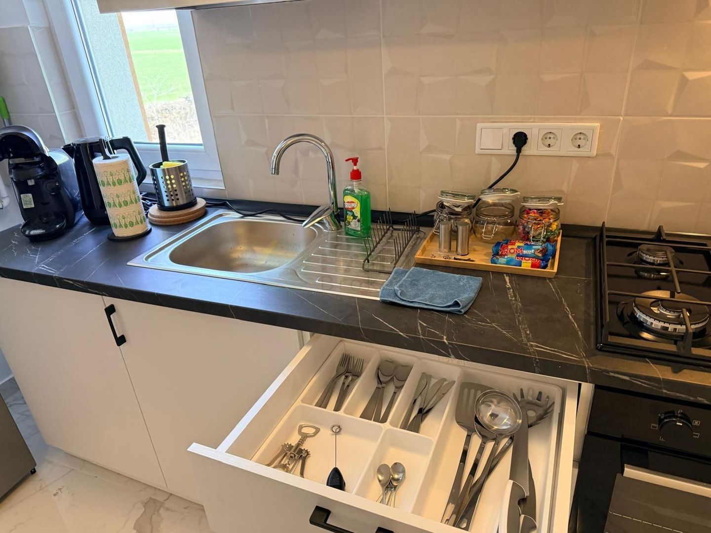 Studio modern – Libertatii Gardens Otopeni | Parcare inclusă | Piscina - Poză 7