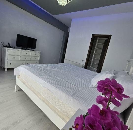 Inchiriez apartament zona Palatul  Parlamentului, Marriott, Catedrala Neamului. - Poză 5