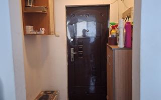 Vanzare Apartament 2 camere ingrijit, etaj 8/10, aer conditionat, Drumul Taberei - Poză 3