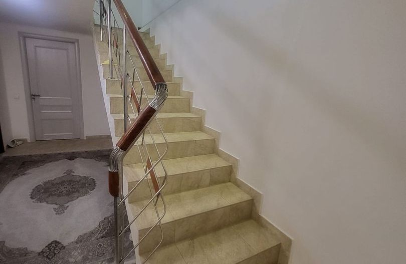 Apartament 5 camere 161 mp, zona Decebal, bloc 2006, curte, ideal investitie - Poză 7