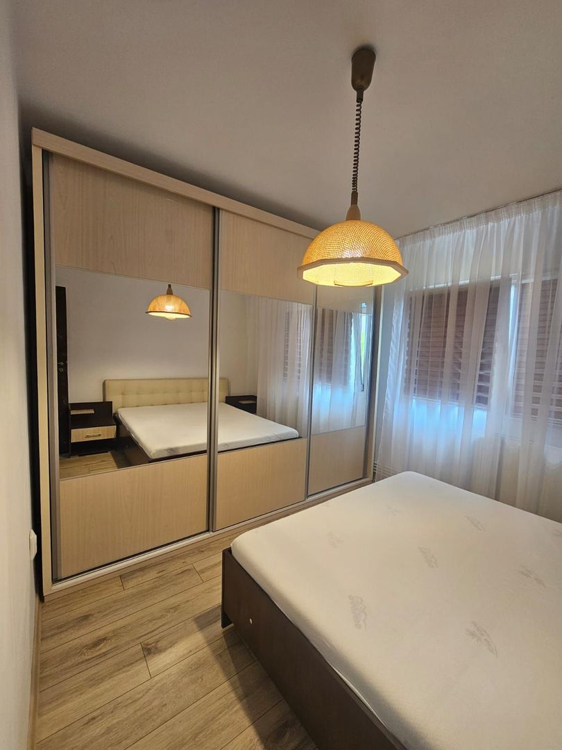 Apartament 3 camere, decomandat- 1 Mai, Sara - Poză 9
