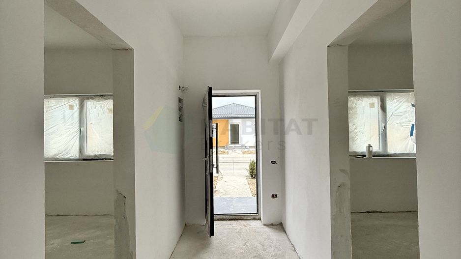 Casa 4 camere pe parter-Tunari | Teren 400 mp - Poză 14