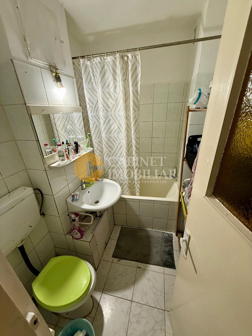 2 Camere Decomandat -  Etaj 2 - Bld. Alexandru Cel Bun - Poză 6