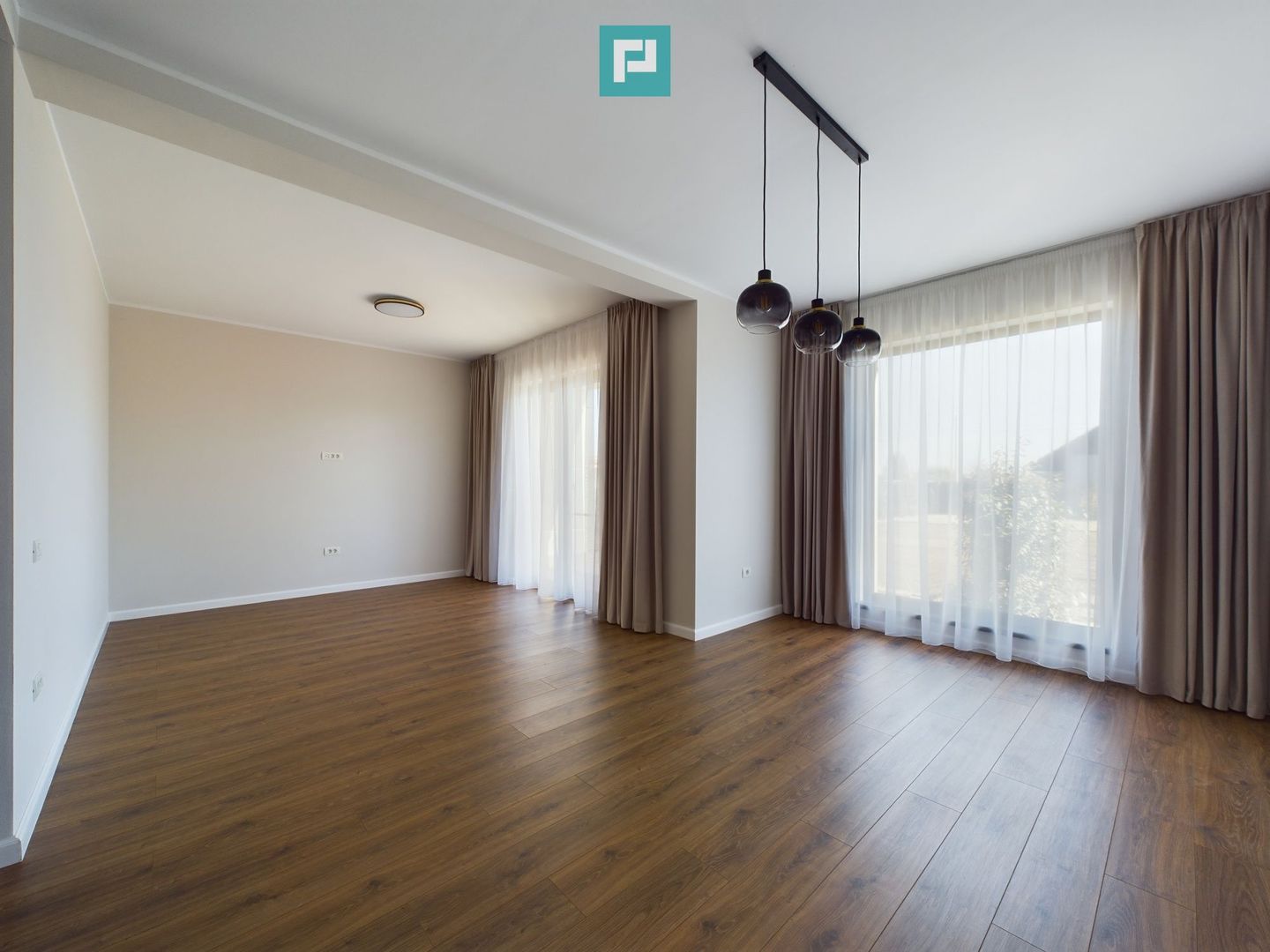 Duplex 1/2 în Moşniţa Nouă - Poză 8