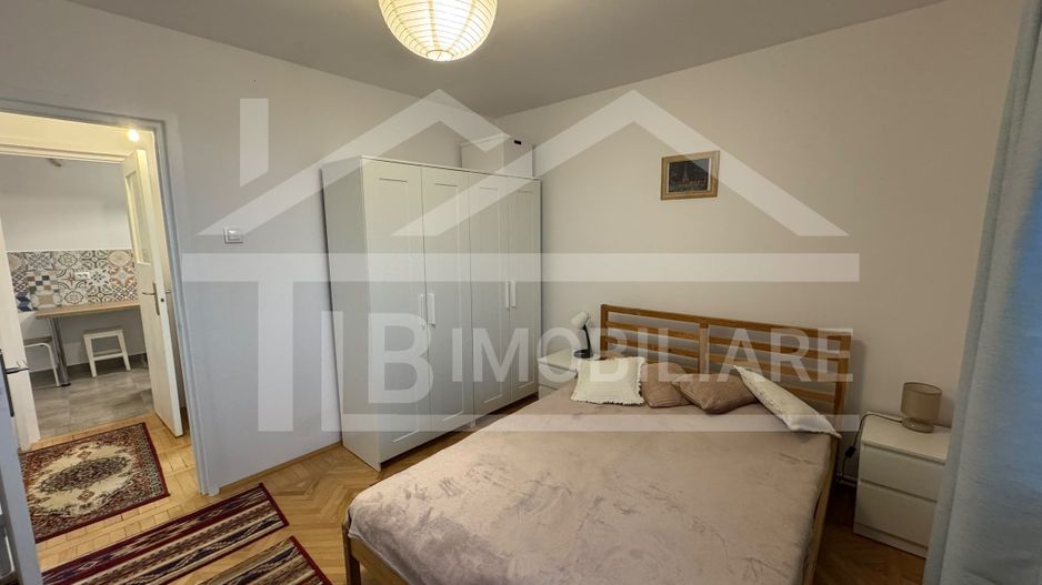 Apartament cu 2 camere, 50 mp, decomandat, Zona Semicentrala - Poză 3