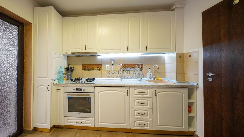 Apartament 3 camere, mobilat si utilat, aproape de metrou - Poză 9