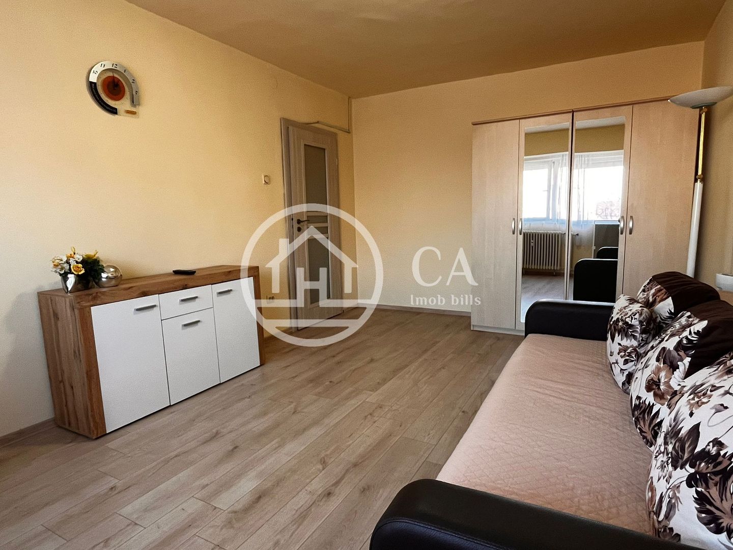 Apartament cu 3 camere de inchiriat în zona Calea Aradului, Oradea - Poză 2